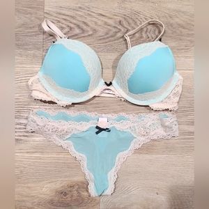 Victoria Secret bra and thong set, light blue lace, 34B, S